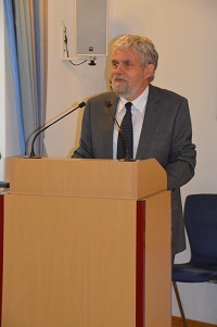 Prof. Dr. Bernhard Parisius